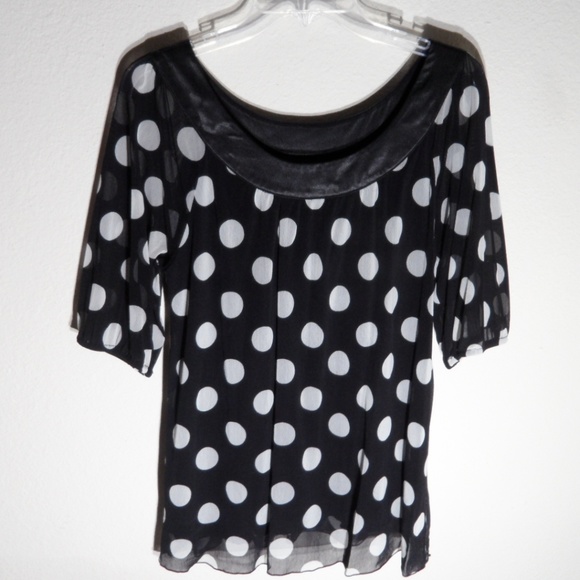Bold Dot-Print Top M-L (L) - Picture 8 of 8